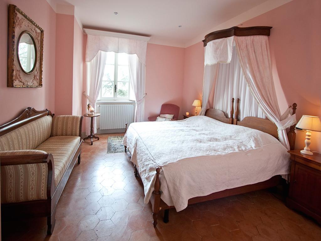 Castello Di Coazzolo Bed & Breakfast Neive Oda fotoğraf