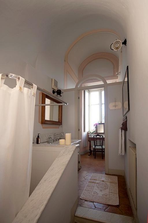 Castello Di Coazzolo Bed & Breakfast Neive Oda fotoğraf